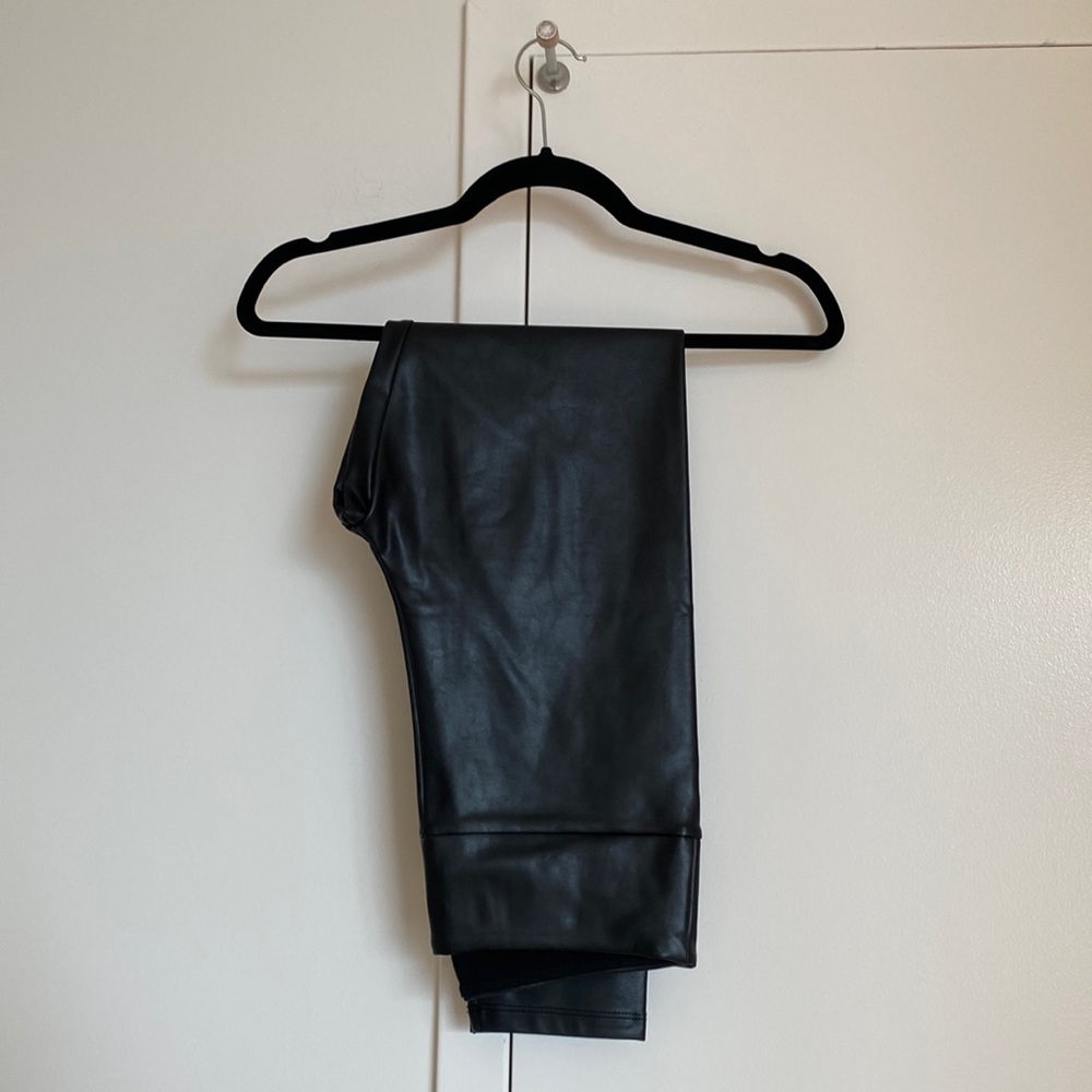 Abercrombie & Fitch - High Rise Faux Leather Leggings